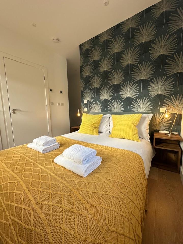 Contemporary Pied A Terre In The Heart Of Bath Apartment Bagian luar foto
