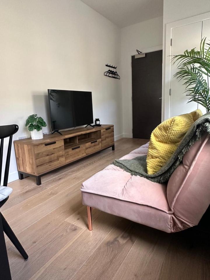 Contemporary Pied A Terre In The Heart Of Bath Apartment Bagian luar foto